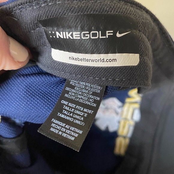 2/$20 ❤️- HAT | Nike WFPS half marathon hat - Picture 4 of 4